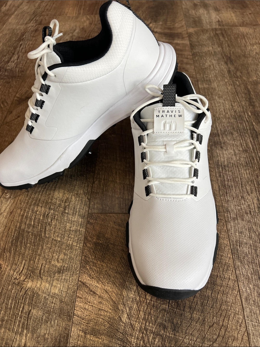 NEW Men’s Travis Mathew White and Black Athletic Golf Shoes